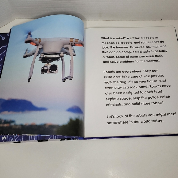 The Mighty World of Robots Excellent Non-fiction Hardcover Book - Picture 3 of 7